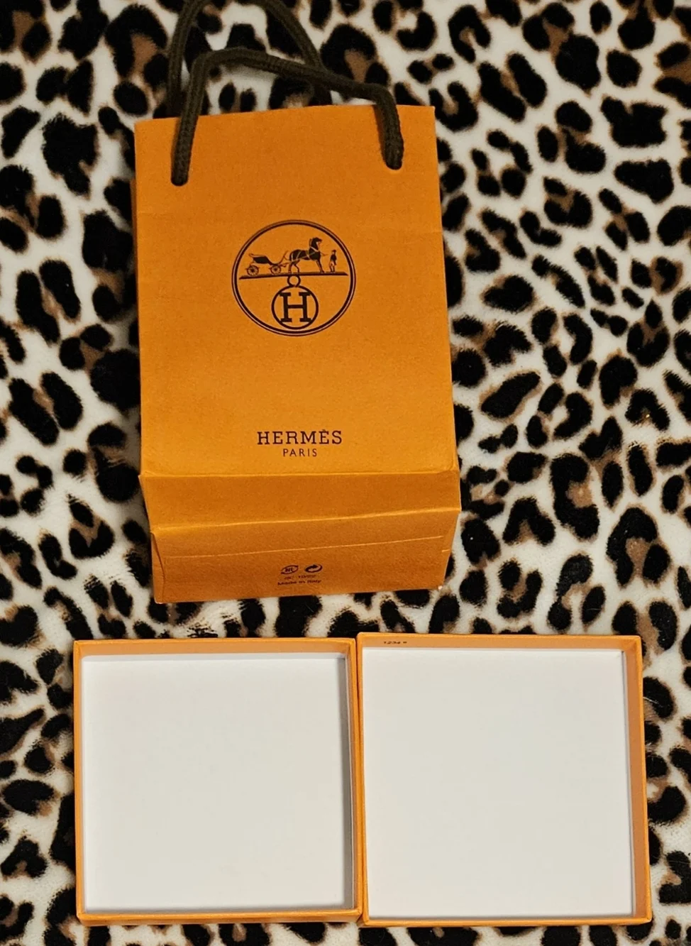 NEW Hermès Small Orange Gift Box Bag Set Booklet Jewelry Storage Scarf Travel - Picture 5 of 16